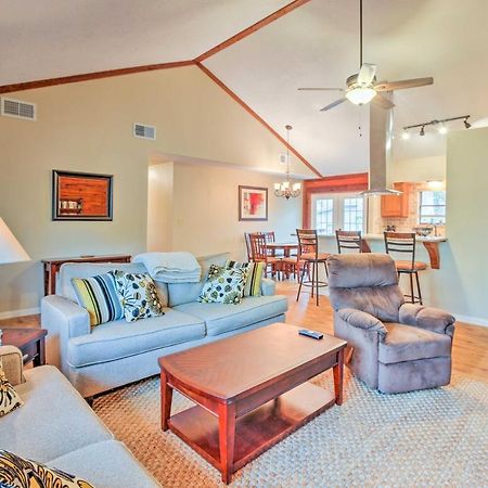 Spacious Kemah Clear Lake Home With Porch And Fire Pit المظهر الخارجي الصورة